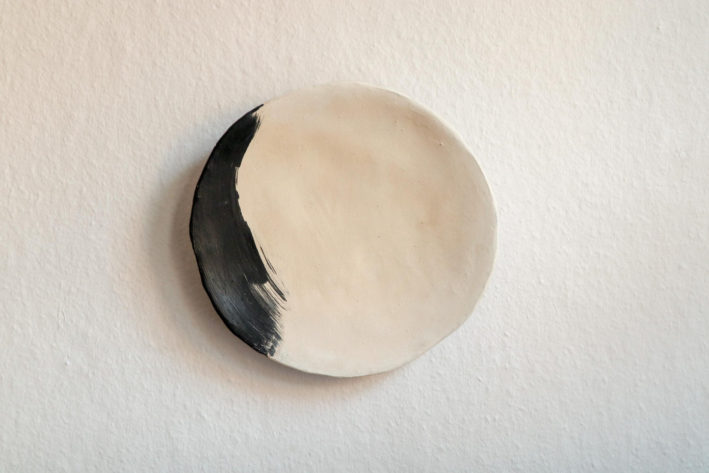 ORA – Handmade Wabi-Sabi Wall Plate | Eco-Clay Art | Wall Decorative Decore | Modern Wall Art | Japandi Handmade Wall Sculpture | Paper Clay